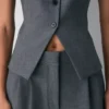Regal Vest – (Re)ssential