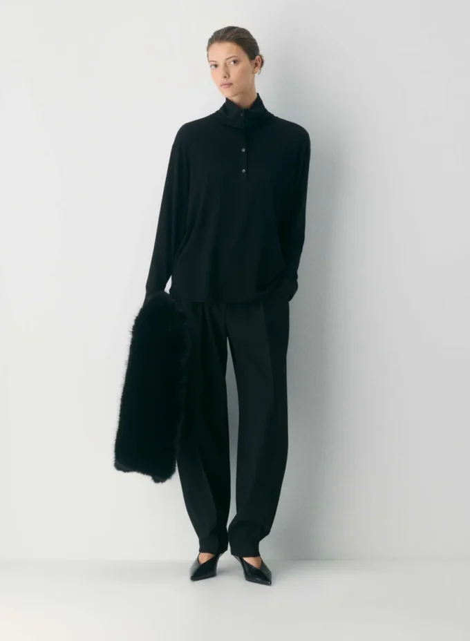 Riverside Turtleneck Riverside Turtleneck