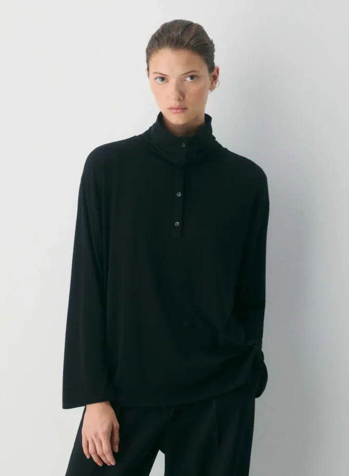 Riverside Turtleneck Riverside Turtleneck