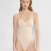 ShapeEnhance™ Bodysuit med lav rygg og string