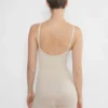 ShapeEnhance™ sømløs bodysuit som går til midt på låret ShapeEnhance™ sømløs bodysuit som går til midt på låret