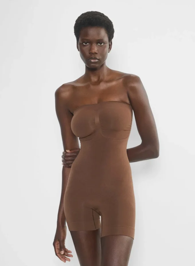 ShapeEnhance™ stroppeløs romper ShapeEnhance™ stroppeløs romper