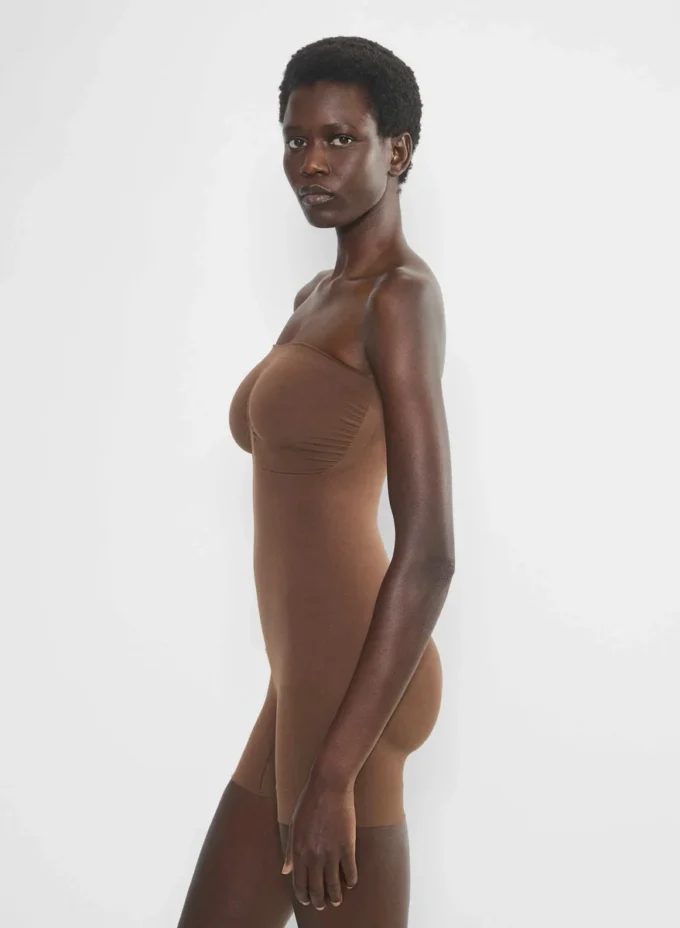 ShapeEnhance™ stroppeløs romper ShapeEnhance™ stroppeløs romper