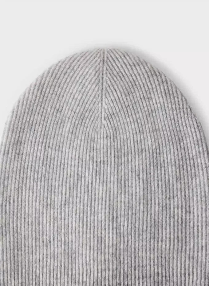 Slouchy beanie i ribbet kashmir Slouchy beanie i ribbet kashmir