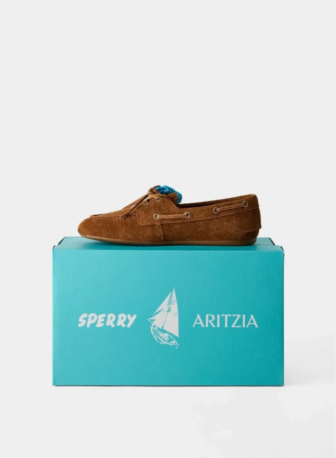 Sperry x Aritzia Slim båtsko – semsket skinn Sperry x Aritzia Slim båtsko – semsket skinn