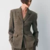 Standout Blazer – (Re)ssential