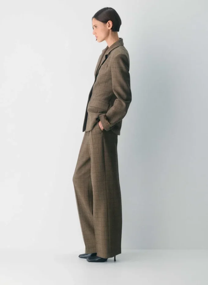 Standout Blazer – (Re)ssential
