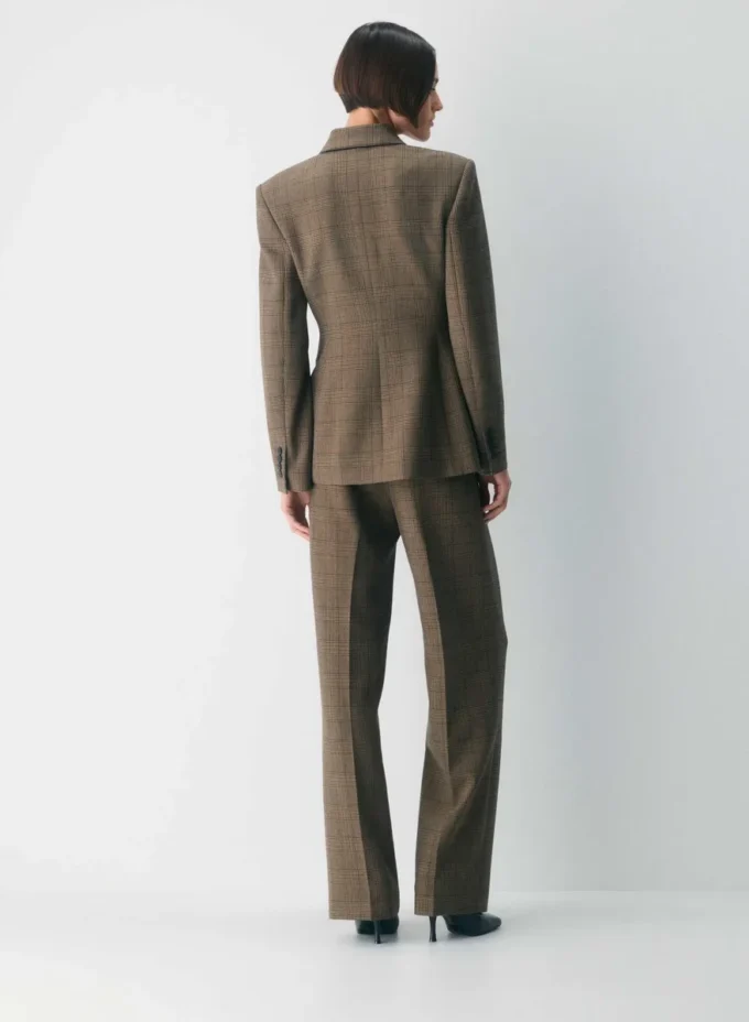 Standout Blazer – (Re)ssential