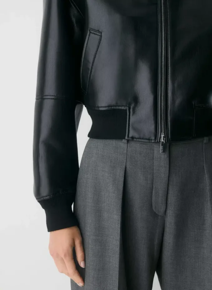 Synergy Bomber – UnReal Leather