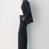 The Effortless Pant™ Curve-fit The Effortless Pant™ Curve-fit