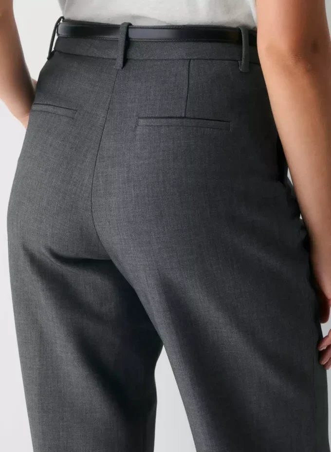 The Effortless Pant™ Curve-Fit – (Re)ssential