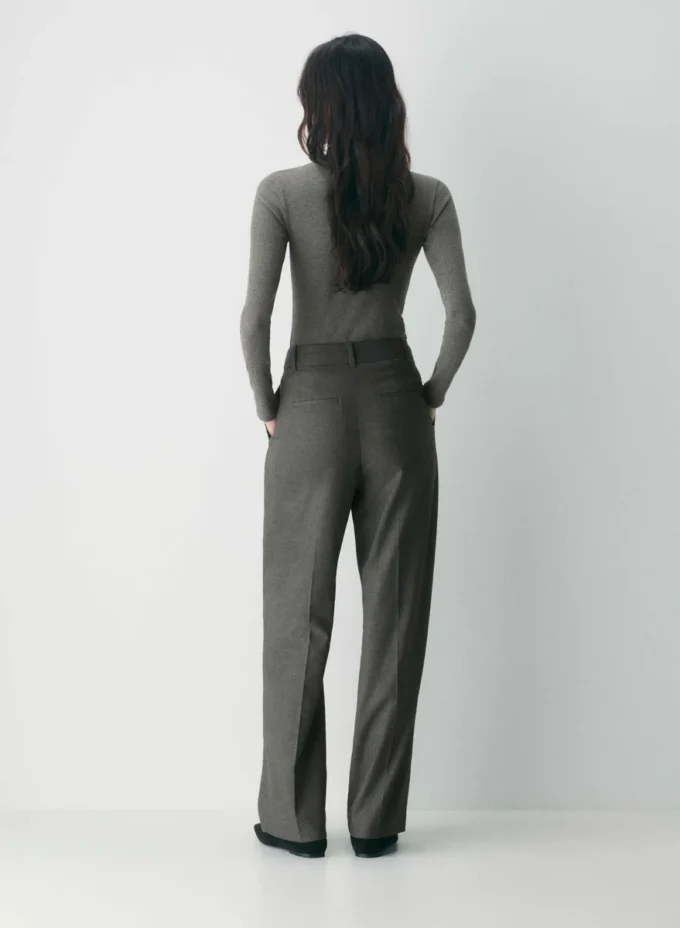 The Effortless Pant™ – (Re)fined
