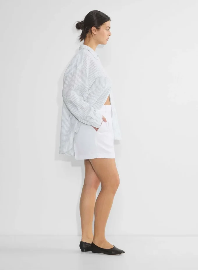 The Effortless Short™ Kurvet passform Midt på låret The Effortless Short™ Kurvet passform Midt på låret