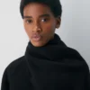 The Embrace dobbeltsidig kåpe – Luxe (Re)Wool The Embrace dobbeltsidig kåpe – Luxe (Re)Wool