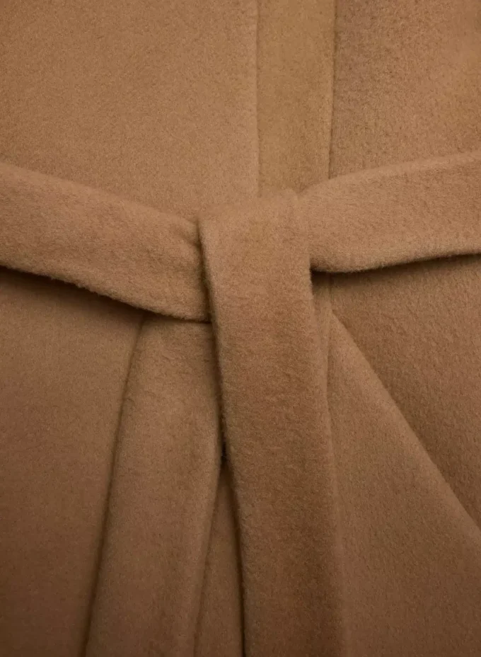 The Heirloom Coat – myk ullkashmir The Heirloom Coat – myk ullkashmir