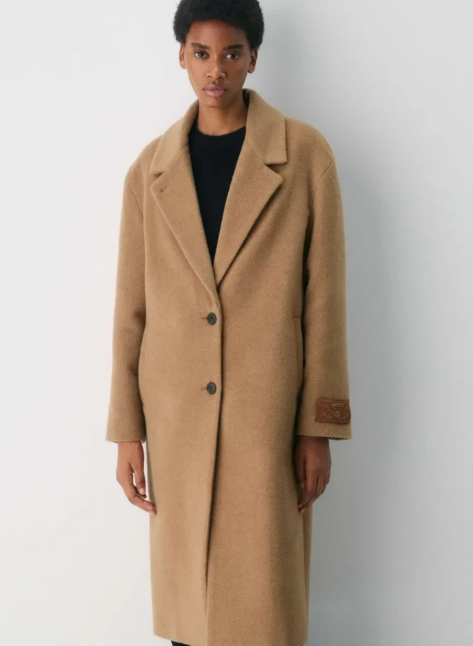 The Only Coat – (Re)Camel Wool The Only Coat – (Re)Camel Wool