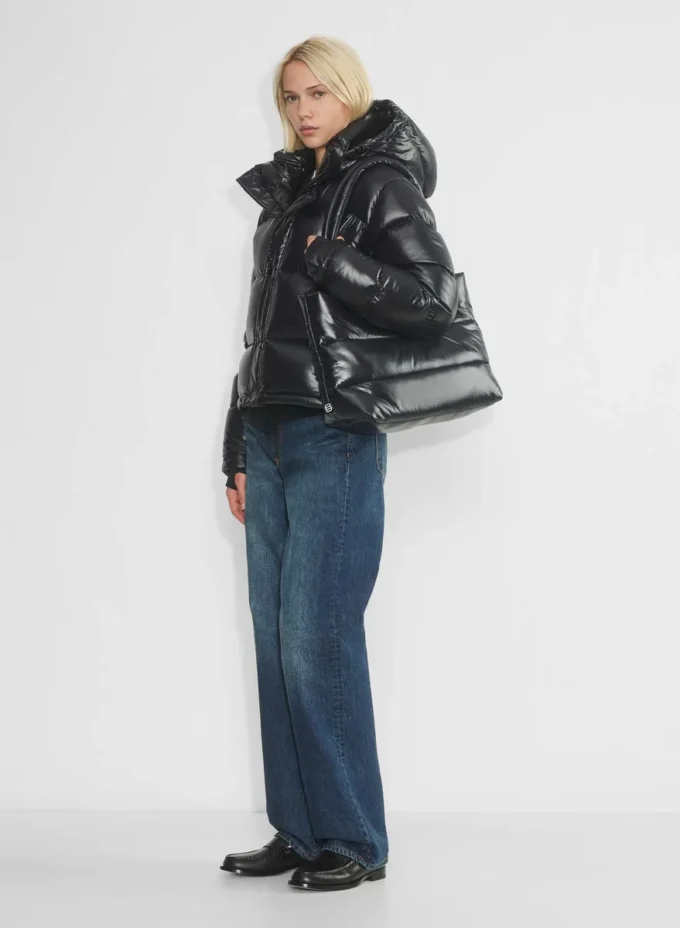 The Super Puff™ Smaller Tote Bag – Hi-Gloss The Super Puff™ Smaller Tote Bag – Hi-Gloss