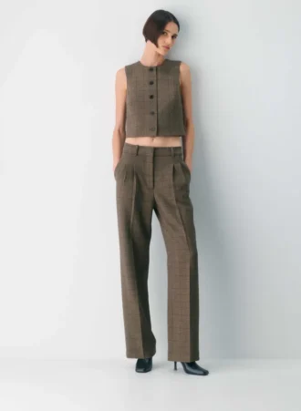 wallace vest re ssential 1 330x451 - Wallace Vest - (Re)ssential