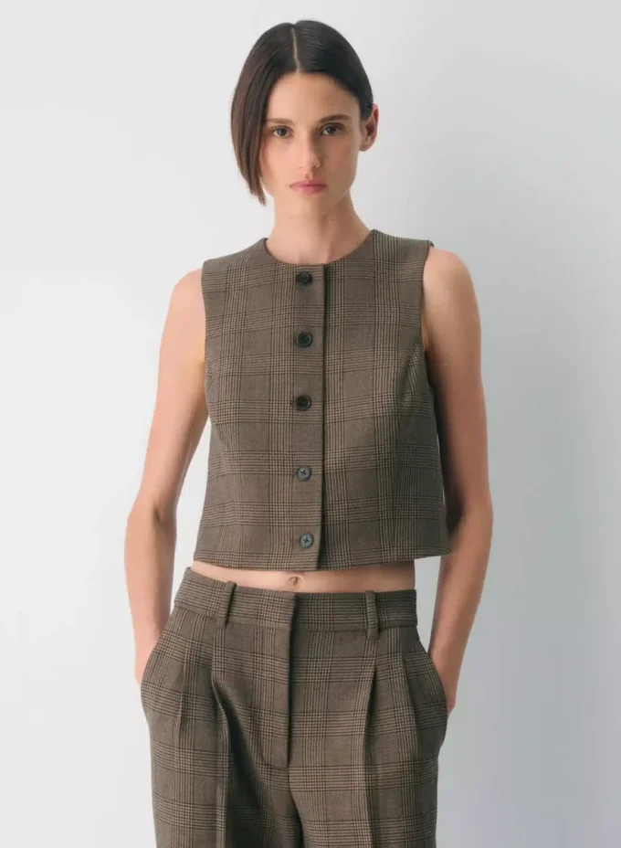 Wallace Vest – (Re)ssential Wallace Vest – (Re)ssential