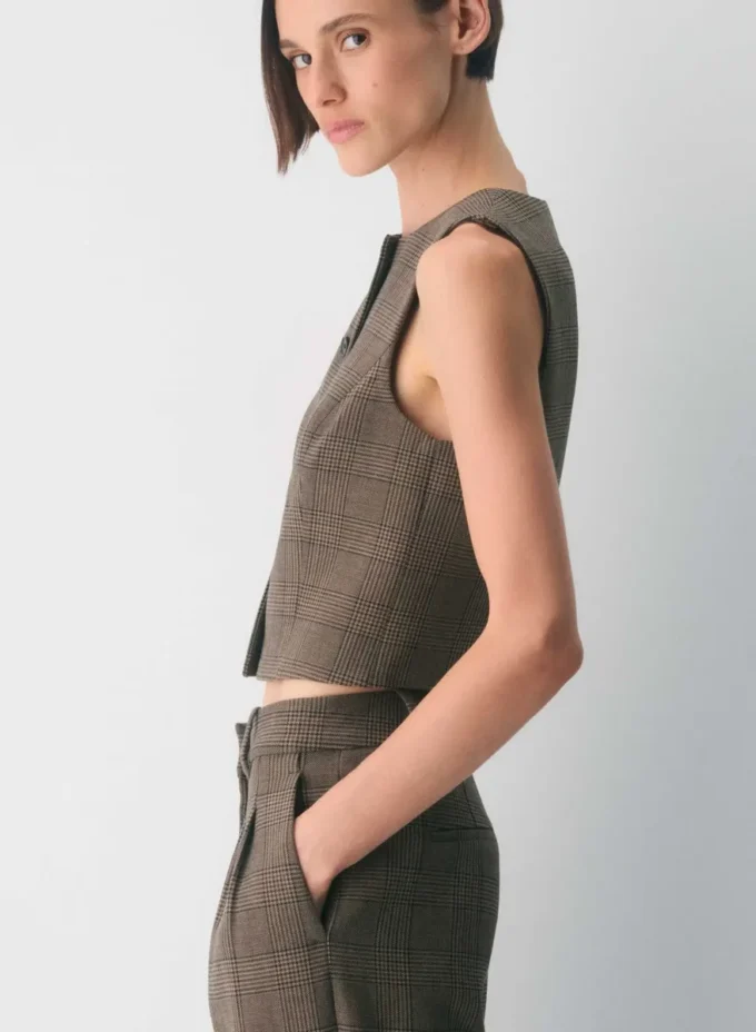 Wallace Vest – (Re)ssential Wallace Vest – (Re)ssential